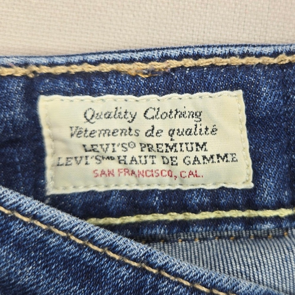 Levi's 721 Big E‎ High Rise Skinny Distressed Dark Wash Blue Womens Size 24x30 - Picture 10 of 16
